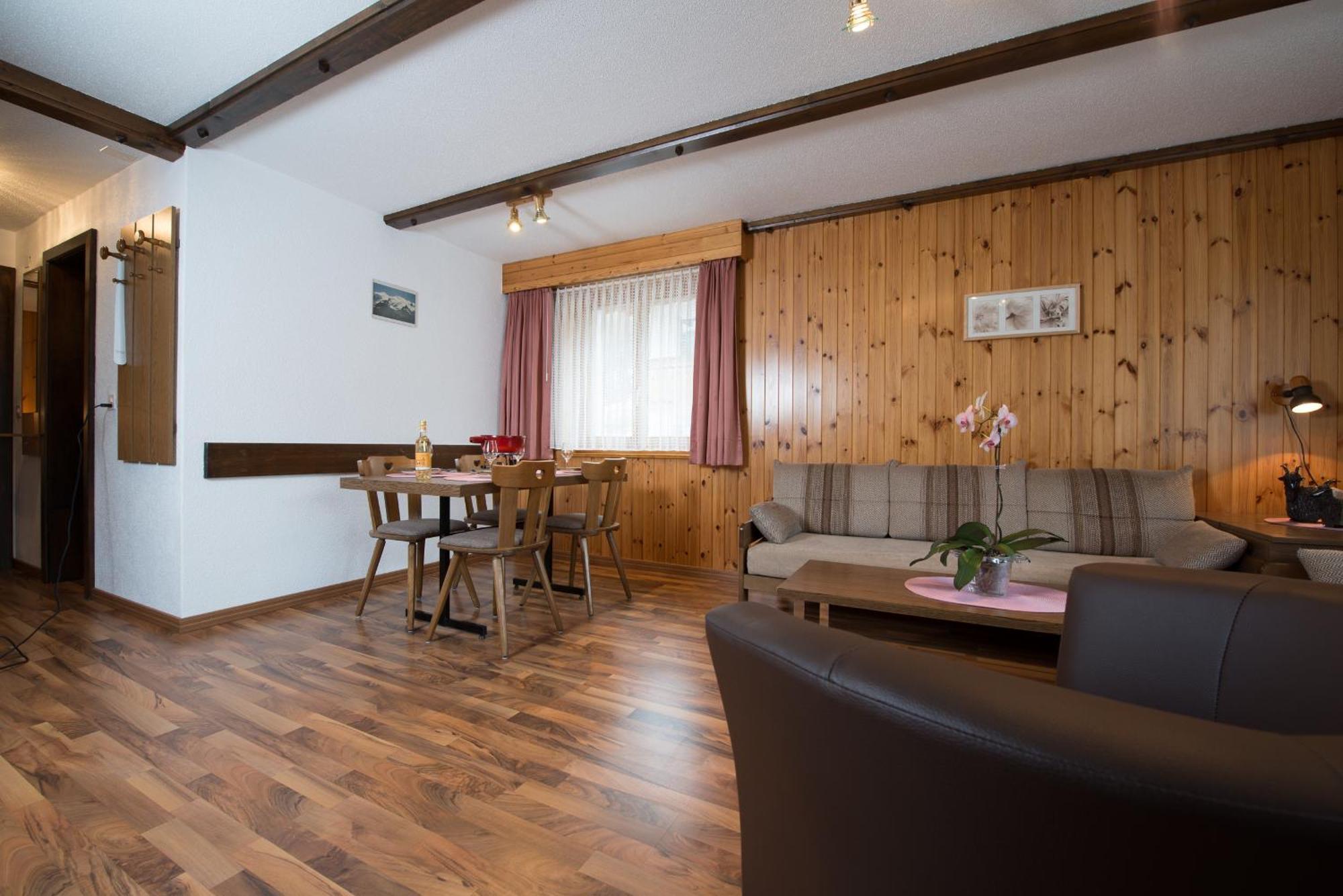 Haus Alba Apartment Saas-Almagell Room photo